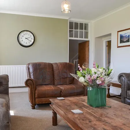 Holiday home Fieldside